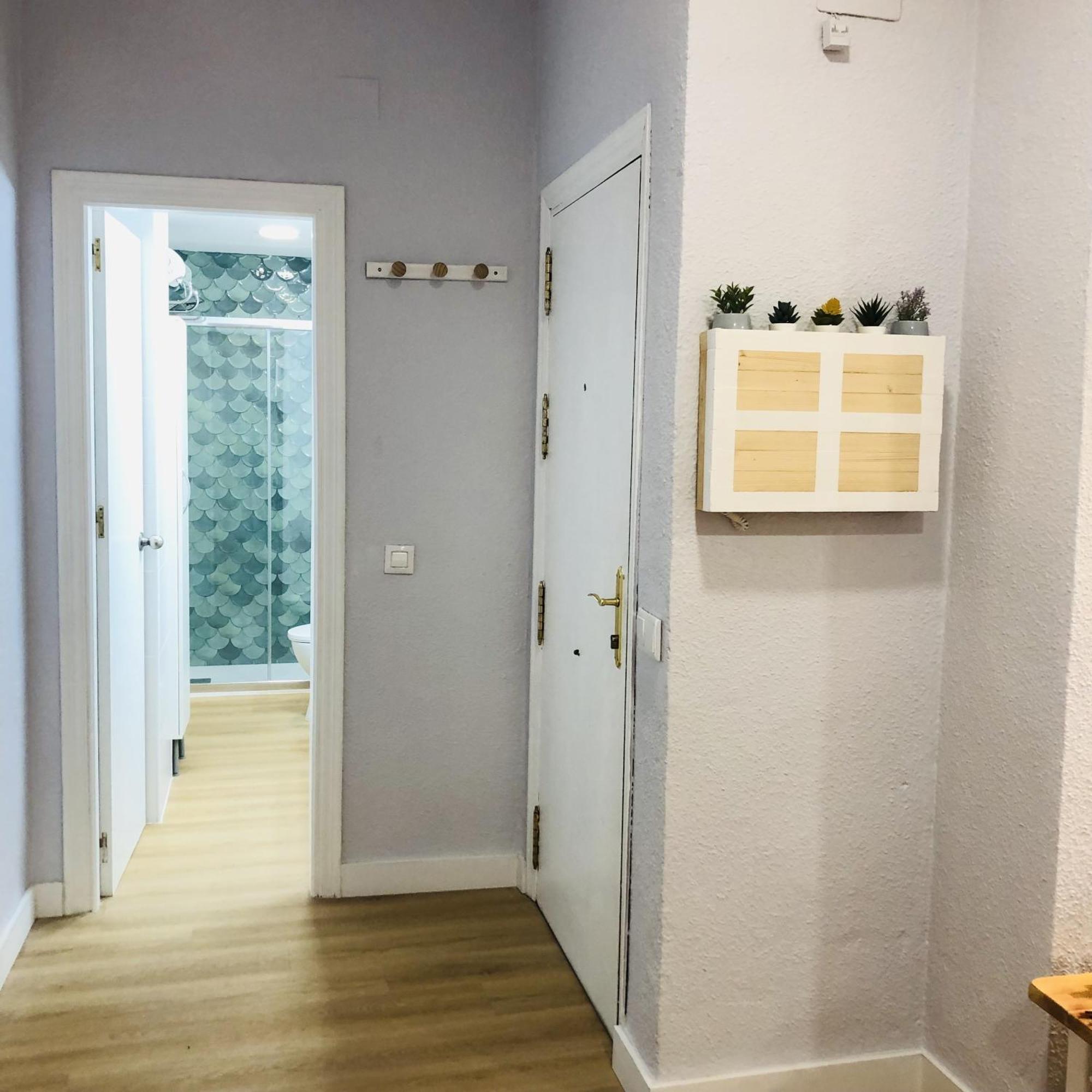 Apartamentos Alfaqueque B Sevilla Eksteriør billede