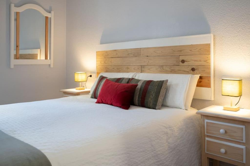 Apartamentos Alfaqueque B Sevilla Eksteriør billede