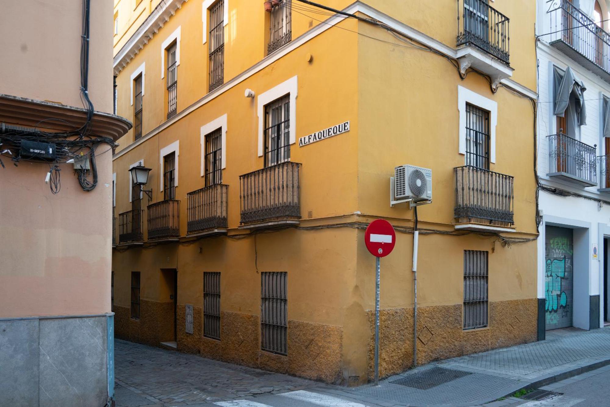 Apartamentos Alfaqueque B Sevilla Eksteriør billede