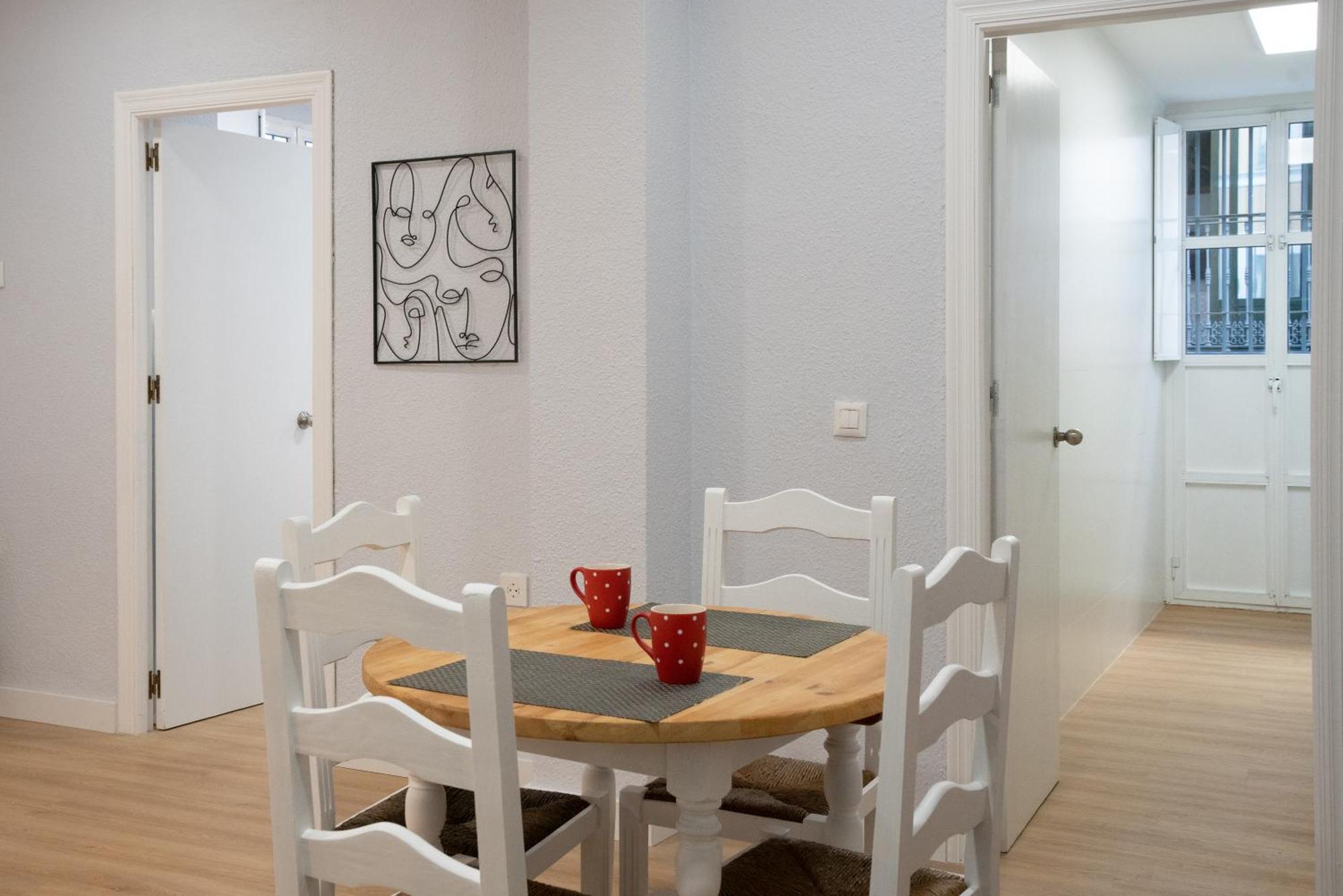 Apartamentos Alfaqueque B Sevilla Eksteriør billede
